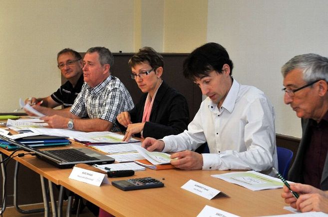 travail a domicile 03100