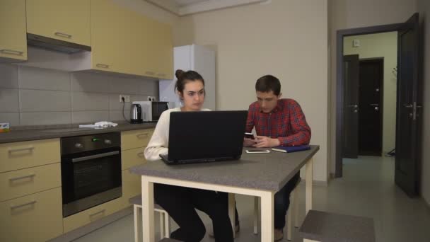 travail a domicile telephone